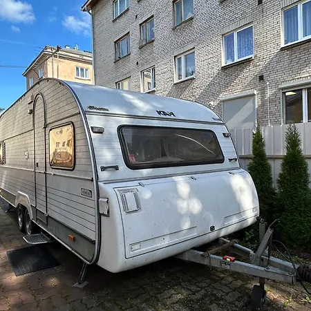 Narva Caravan Parking * 纳尔瓦