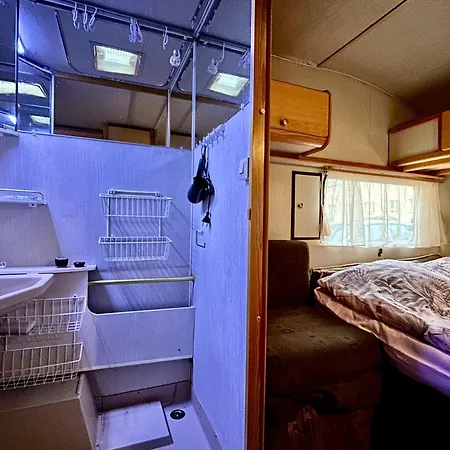 营地 Narva Caravan Parking