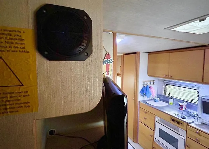 Narva Caravan Parking *